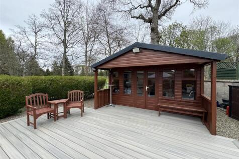 SUMMER HOUSE.JPG