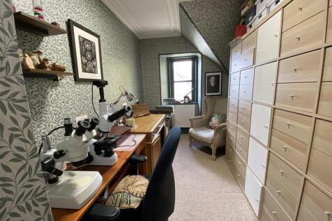 BOX ROOM.JPG