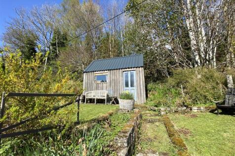 GARDEN SHED.JPG