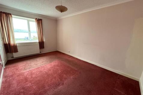BEDROOM 1.JPG