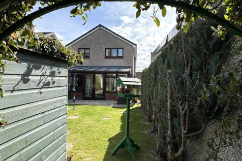 GARDEN ARCHWAY.JPG