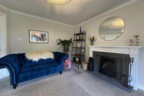 FIREPLACE.JPG