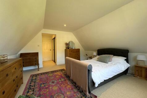 BEDROOM 1.2.JPG