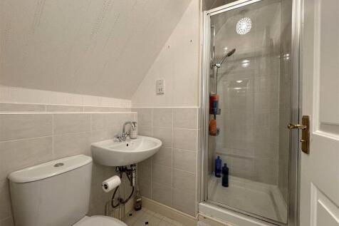 ENSUITE.JPG