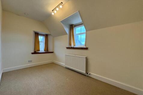 BEDROOM 2.JPG