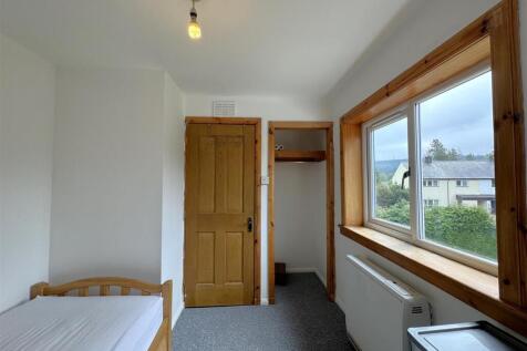 BEDROOM 3.2.JPG