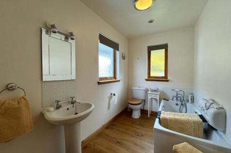 ENSUITE.JPG