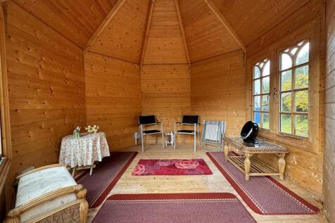 SUMMER HOUSE.JPG