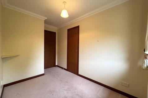 BEDROOM 3.1.JPG