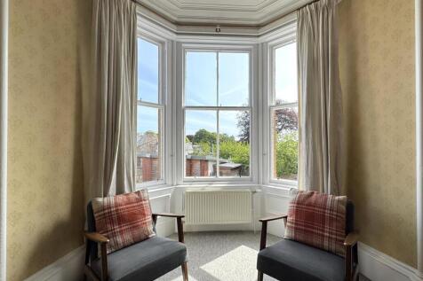 BAY WINDOW.JPG