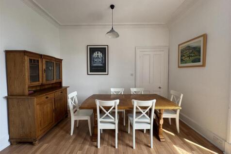 DINING AREA.JPG