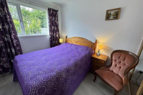 BEDROOM 3.JPG