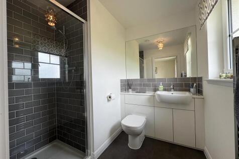 ENSUITE.JPG