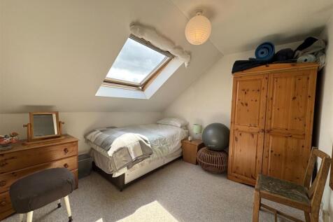BEDROOM 3.JPG