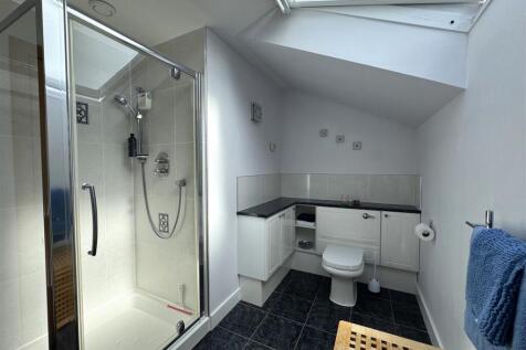 ENSUITE.JPG