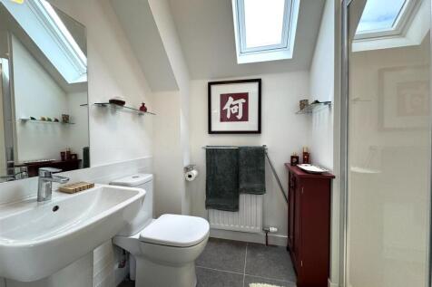 ENSUITE.JPG