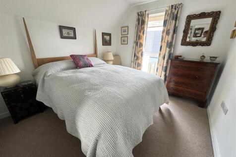 BEDROOM 3.JPG