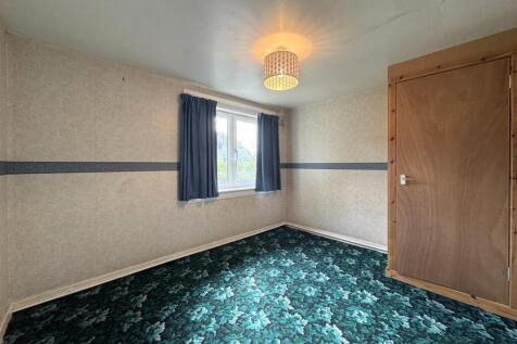 BEDROOM 2.JPG