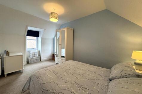 BEDROOM 1.11.JPG