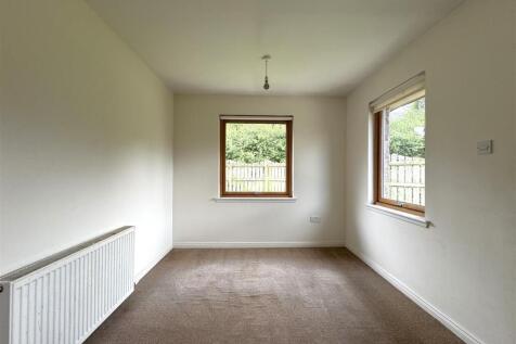 DINING AREA.JPG