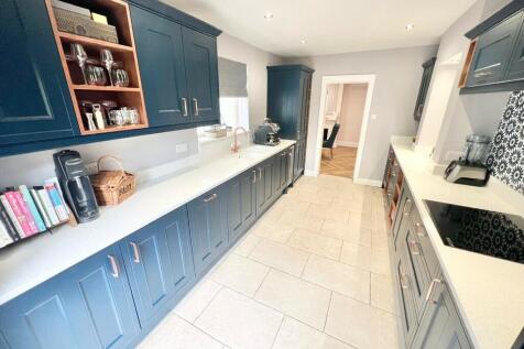 Kitchen photo 2 k...