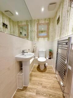 IMG-20250917-WA00...