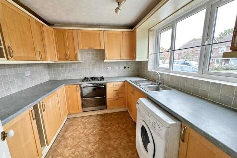 IMG-20251014-WA00...