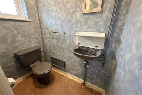 IMG-20251014-WA00...