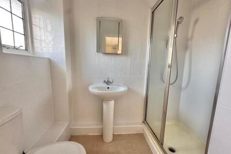 IMG-20251119-WA00...