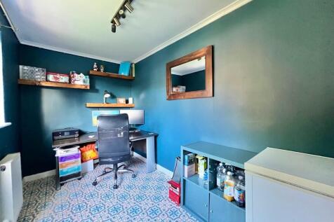 IMG-20251120-WA00...