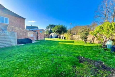 IMG-20251120-WA00...