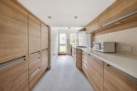 kitchen new.JPG