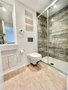 Family Shower Room