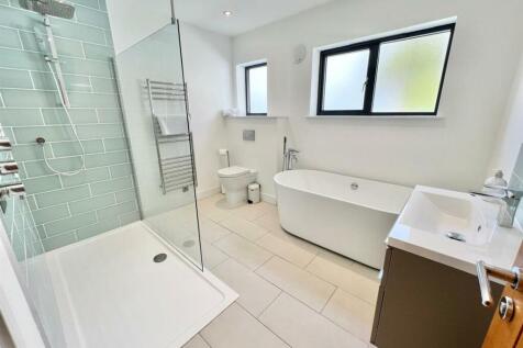 Family Bath/