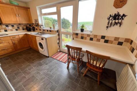 Kitchen/ Breakfast
