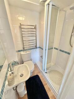 En-suite shower room