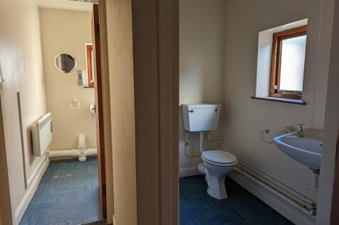 Ground Floor WC