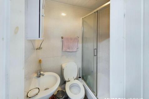 FF Bathroom