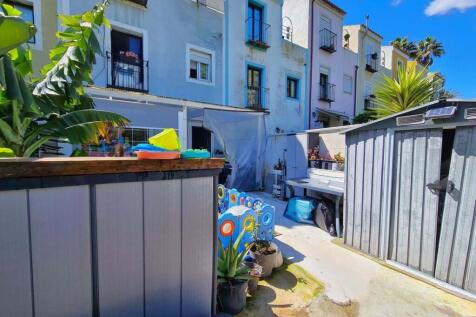 Property Image 8