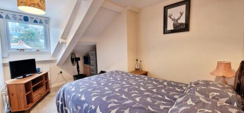 Maisonette - Thir...