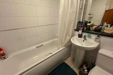 IMG-20250826-WA00...