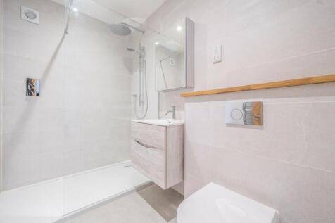 En Suite Shower