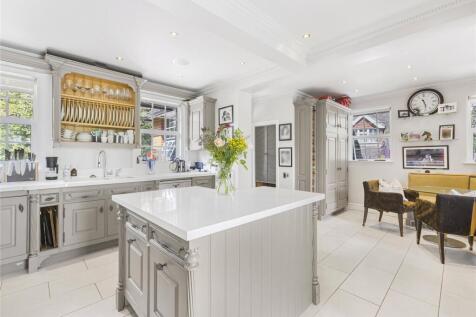 Kitchen/Breakfast Rm