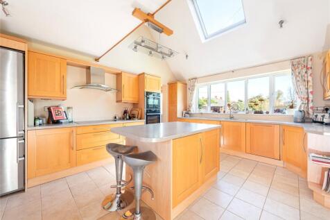 Kitchen/Breakfast Rm