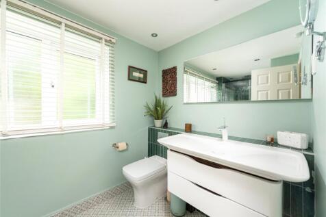 En Suite Shower Room