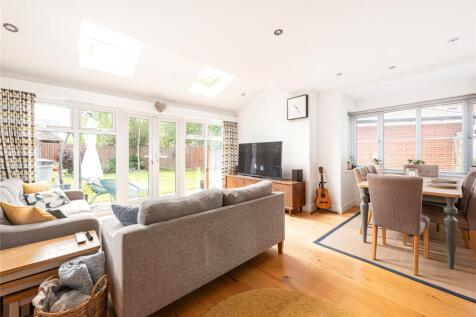 Dining/Sitting Rm