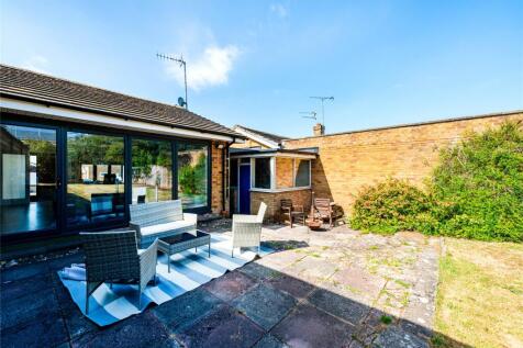 Patio/Outbuilding