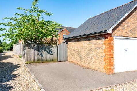 Garage/Parking