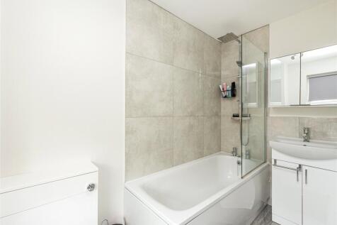 En Suite Bathroom