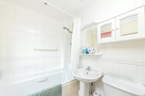 En Suite Bathroom